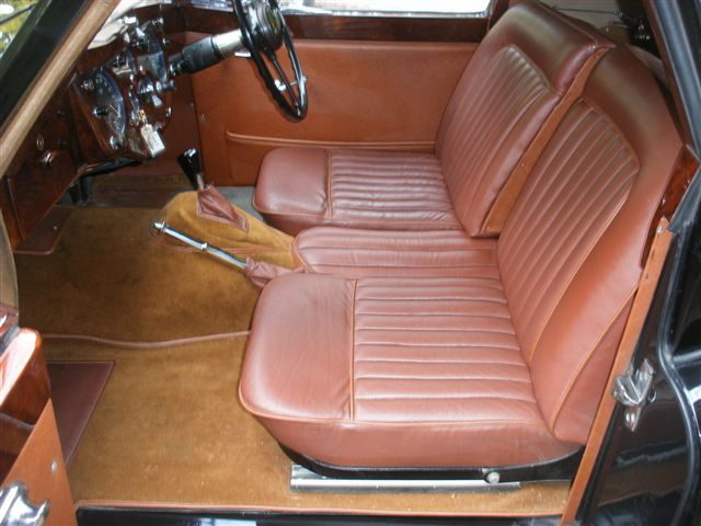 1955 Jaguar XK140 DHC interior
