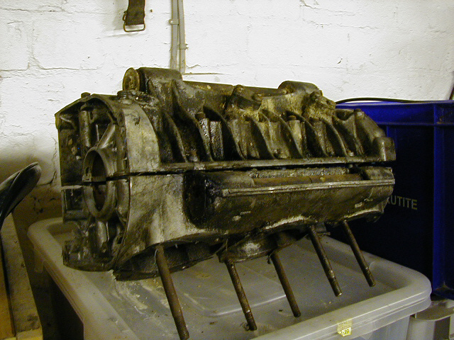 Kawasaki H1 engine