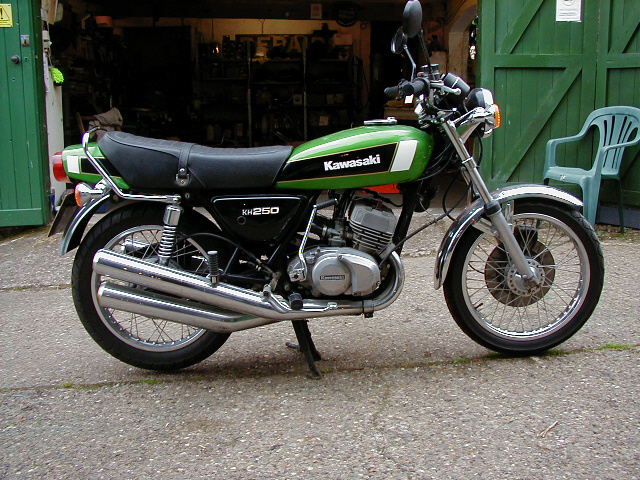 1979 Kawasaki KH250B4