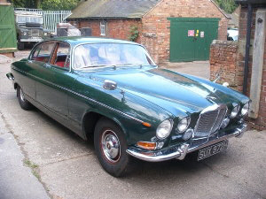 1969 Jaguar 420G mod