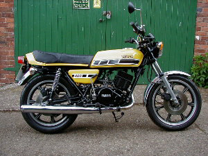 1977 Yamaha RD400