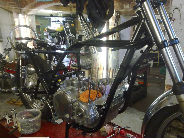 1976 Kawasaki Z900A4 - engine in frame